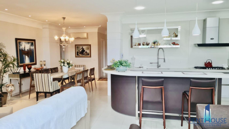 Imagem Apartamento com 3 Quartos à Venda, 152 m² em Centro - Balneário Camboriú Imagem Apartamento com 3 Quartos à Venda, 152 m² em Centro - Balneário Camboriú