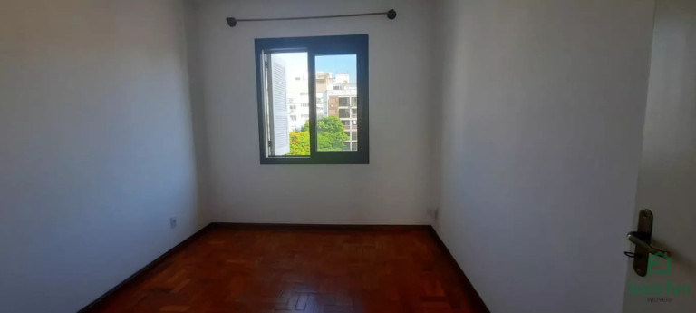 Imagem Apartamento com 2 Quartos à Venda, 60 m² em Centro Histórico - Porto Alegre