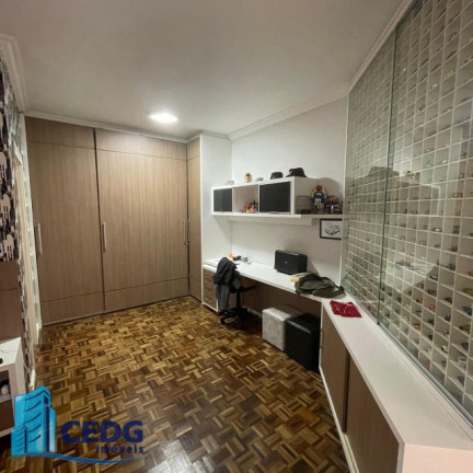 Imagem Casa com 3 Quartos à Venda, 396 m² em Boqueirão - Curitiba Imagem Casa com 3 Quartos à Venda, 396 m² em Boqueirão - Curitiba