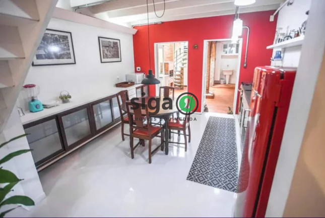 Casa com 2 Quartos à Venda, 110 m² em Pinheiros - São Paulo