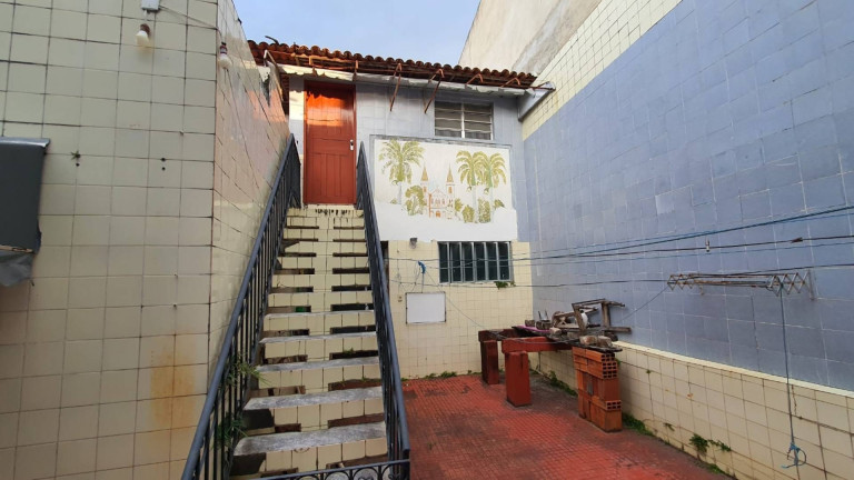 Imagem Casa com 6 Quartos à Venda, 300 m² em Centro - Aracaju Imagem Casa com 6 Quartos à Venda, 300 m² em Centro - Aracaju