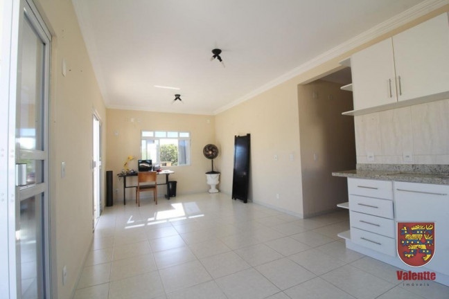 Imagem Casa com 5 Quartos à Venda,  em Balneário - Florianópolis