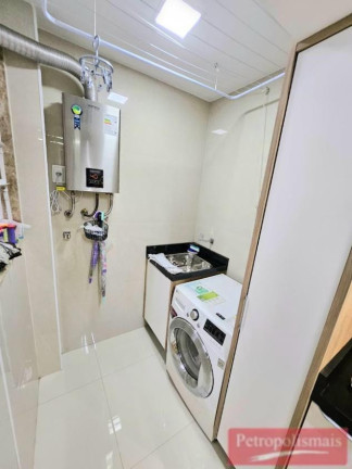 Imagem Apartamento com 2 Quartos à Venda, 74 m² em Quitandinha - Petrópolis Imagem Apartamento com 2 Quartos à Venda, 74 m² em Quitandinha - Petrópolis