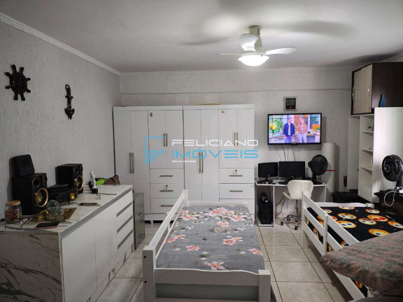 Kitnet com 1 Quarto à Venda, 34 m² em Balneário Maracanã - Praia Grande