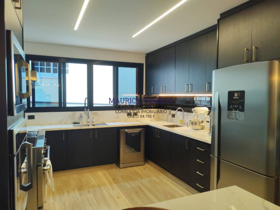 Imagem Casa com 4 Quartos à Venda, 1.054 m² em Alphaville - Santana De Parnaíba Imagem Casa com 4 Quartos à Venda, 1.054 m² em Alphaville - Santana De Parnaíba