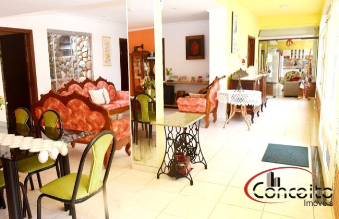 Imagem Casa com 9 Quartos à Venda, 420 m² em Jardim Samambaia - Ubatuba