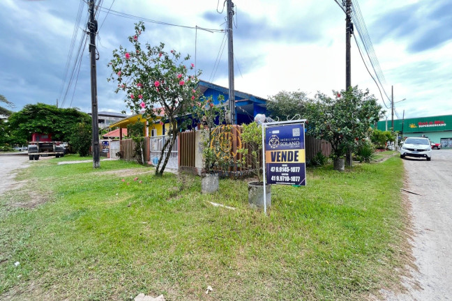 Casa com 3 Quartos à Venda, 185 m² em Centro - Itapoá