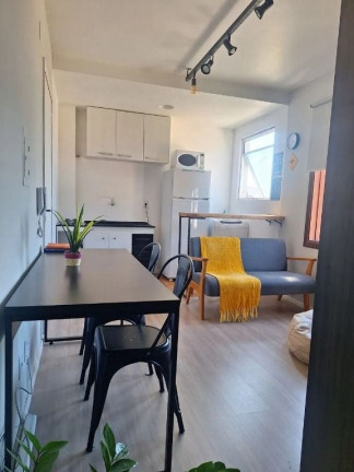 Imagem Apartamento com 1 Quarto à Venda, 32 m² em Azenha - Porto Alegre