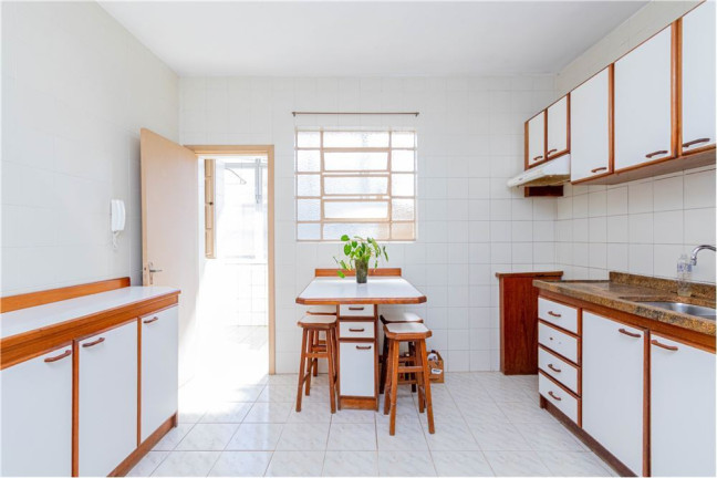 Imóvel com 2 Quartos à Venda,  em Rio Branco - Porto Alegre