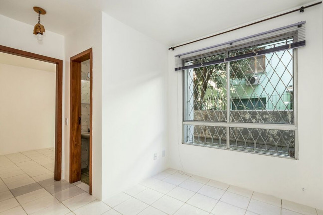 Imagem Apartamento com 2 Quartos à Venda, 61 m² em Teresópolis - Porto Alegre