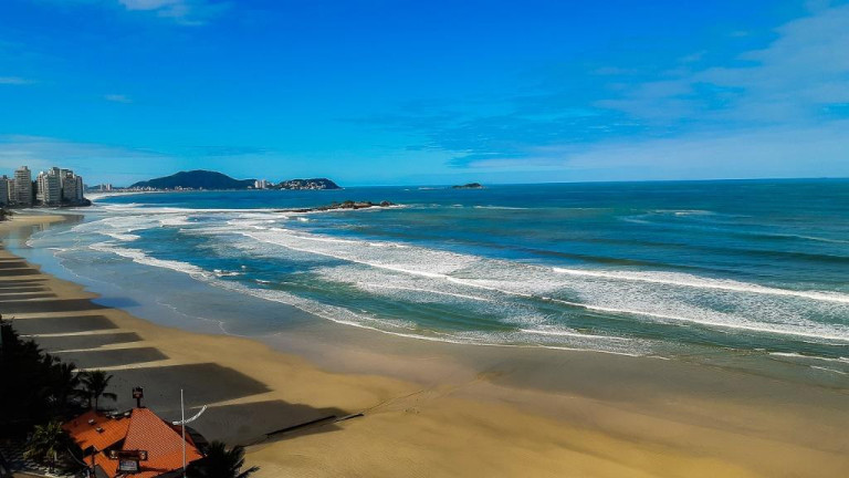 Apartamento com 3 Quartos à Venda ou Locação, 185 m² em Pitangueiras - Guarujá
