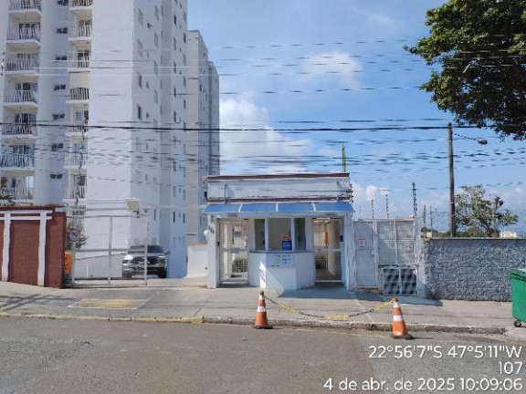 Apartamento com 2 Quartos à Venda, 45 m² em Campinas