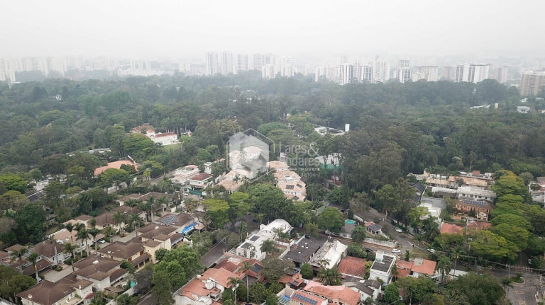 Imagem Casa com 5 Quartos à Venda, 460 m² em Santo Amaro - São Paulo Imagem Casa com 5 Quartos à Venda, 460 m² em Santo Amaro - São Paulo