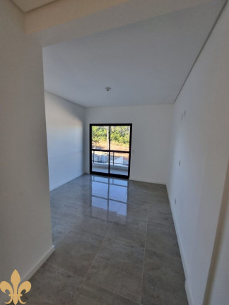Imagem Sobrado com 2 Quartos à Venda, 110 m² em Sertão Do Maruim - São José Imagem Sobrado com 2 Quartos à Venda, 110 m² em Sertão Do Maruim - São José
