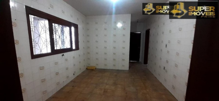 Imagem Casa com 6 Quartos à Venda, 300 m² em Fragata - Pelotas Imagem Casa com 6 Quartos à Venda, 300 m² em Fragata - Pelotas