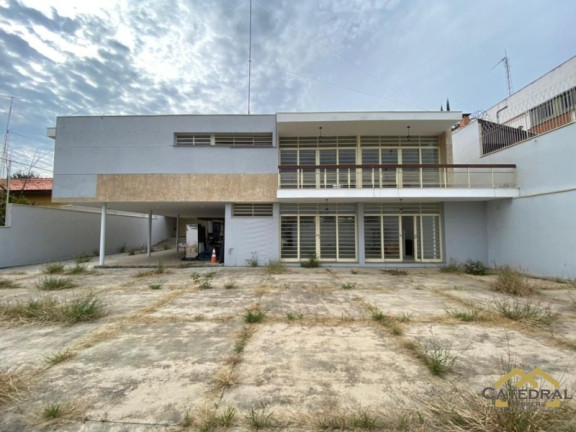 Imagem Casa com 3 Quartos à Venda, 800 m² em Jardim Ana Maria - Jundiaí Imagem Casa com 3 Quartos à Venda, 800 m² em Jardim Ana Maria - Jundiaí