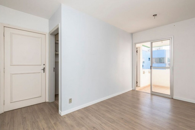 Imagem Imóvel com 2 Quartos à Venda, 54 m² em Humaitá - Porto Alegre Imagem Imóvel com 2 Quartos à Venda, 54 m² em Humaitá - Porto Alegre