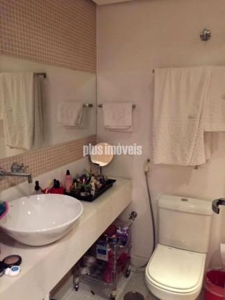 Imagem Apartamento com 3 Quartos à Venda ou Locação, 220 m² em Panamby - São Paulo Imagem Apartamento com 3 Quartos à Venda ou Locação, 220 m² em Panamby - São Paulo