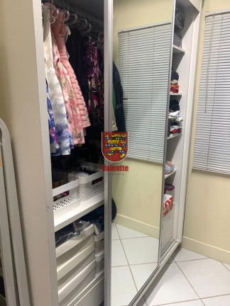 Imagem Apartamento com 2 Quartos à Venda, 82 m² em Centro