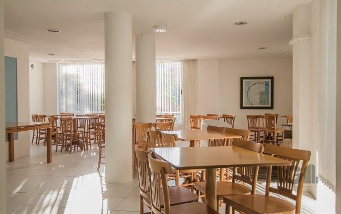 Imagem Apartamento com 2 Quartos à Venda, 61 m² em Jardim Carvalho - Porto Alegre