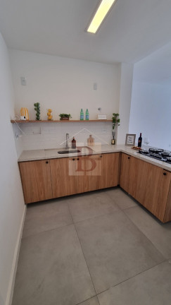 Imagem Imóvel com 3 Quartos à Venda, 120 m² em Icaraí - Niterói Imagem Imóvel com 3 Quartos à Venda, 120 m² em Icaraí - Niterói