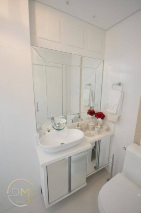 Imagem Apartamento com 3 Quartos à Venda, 107 m² em Meia Praia - Itapema Imagem Apartamento com 3 Quartos à Venda, 107 m² em Meia Praia - Itapema