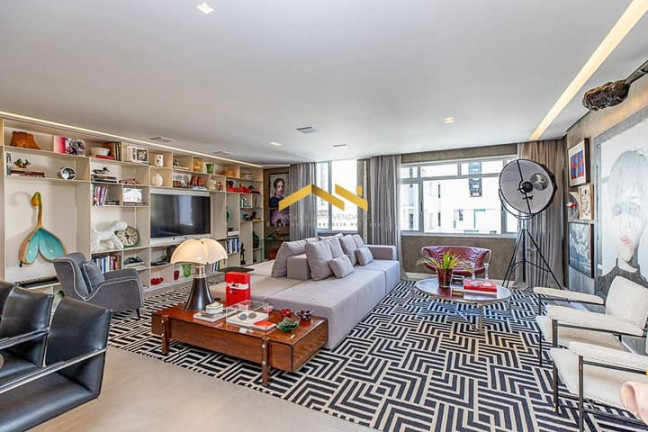 Apartamento com 2 Quartos à Venda, 129 m² em Jardim Paulista - São Paulo
