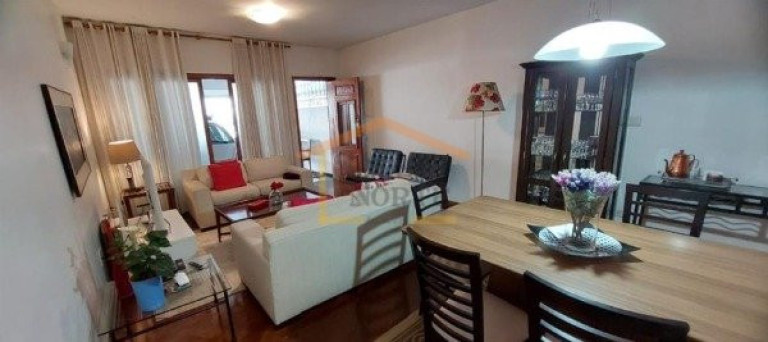 Sobrado com 4 Quartos à Venda, 178 m² em Parada Inglesa - São Paulo