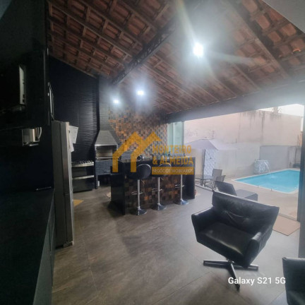Imagem Casa com 3 Quartos à Venda, 230 m² em Jardim Bela Vista - Itapetininga Imagem Casa com 3 Quartos à Venda, 230 m² em Jardim Bela Vista - Itapetininga