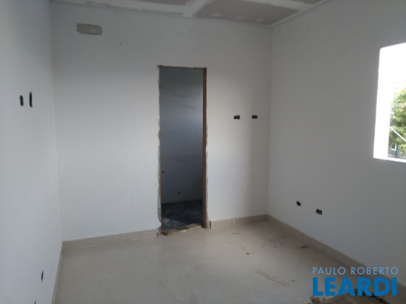 Imagem Sobrado com 2 Quartos à Venda, 130 m² em Vila Pinheirinho - Santo André Imagem Sobrado com 2 Quartos à Venda, 130 m² em Vila Pinheirinho - Santo André