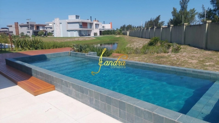 Imagem Casa de Condomínio com 4 Quartos à Venda, 270 m² em Remanso - Xangri-la