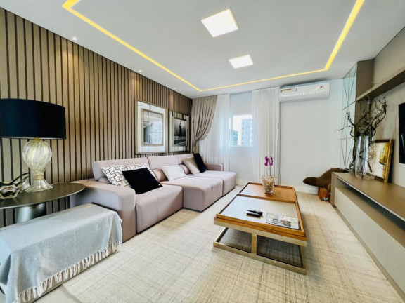 Imagem Apartamento com 4 Quartos à Venda, 237 m² em Pioneiros - Balneário Camboriú Imagem Apartamento com 4 Quartos à Venda, 237 m² em Pioneiros - Balneário Camboriú