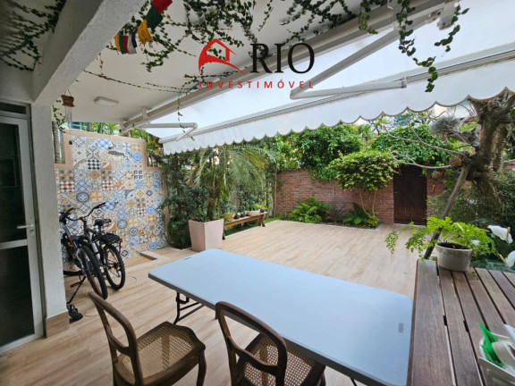 Imagem Casa com 5 Quartos à Venda, 178 m² em Barra Da Tijuca - Rio De Janeiro Imagem Casa com 5 Quartos à Venda, 178 m² em Barra Da Tijuca - Rio De Janeiro