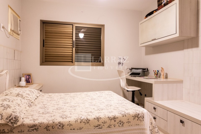 Imagem Imóvel com 4 Quartos à Venda, 200 m² em Jardim São Luiz - Ribeirão Preto