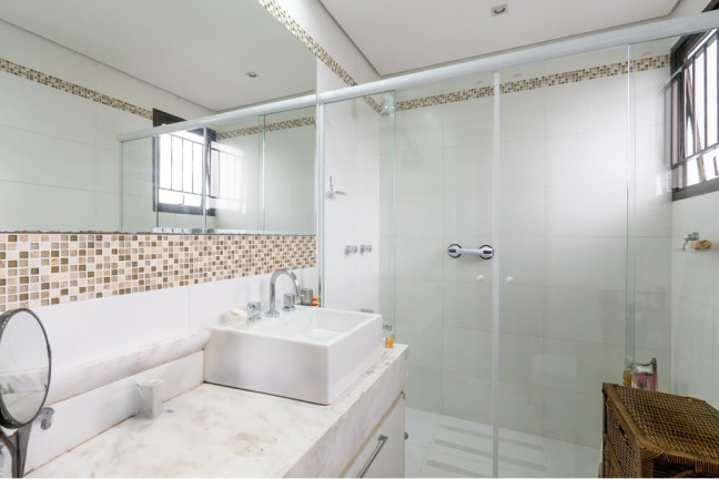 Imagem Imóvel com 4 Quartos à Venda, 200 m² em Morumbi - São Paulo