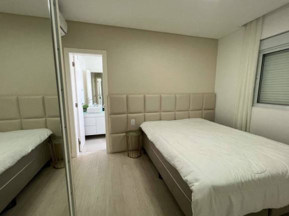 Imagem Apartamento com 3 Quartos para Alugar, 130 m² em Centro - Balneário Camboriú Imagem Apartamento com 3 Quartos para Alugar, 130 m² em Centro - Balneário Camboriú