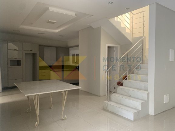 Imagem Casa com 3 Quartos à Venda, 240 m² em Progresso - Blumenau Imagem Casa com 3 Quartos à Venda, 240 m² em Progresso - Blumenau