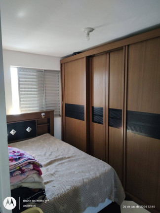 Imagem Apartamento com 2 Quartos à Venda,  em Bauru