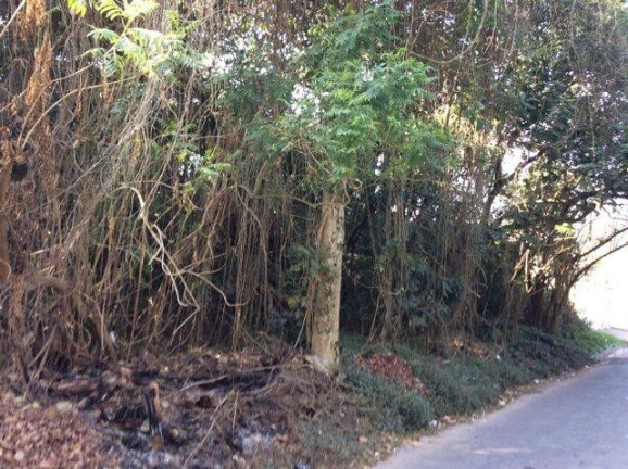 Terreno à Venda, 2.553 m² em Chácaras Do Peroba - Jandira