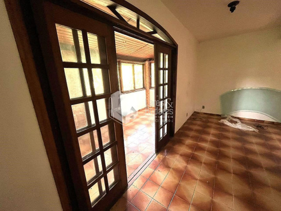 Imagem Casa com 4 Quartos à Venda, 321 m² em Jundiaizinho (terra Preta) - Mairiporã Imagem Casa com 4 Quartos à Venda, 321 m² em Jundiaizinho (terra Preta) - Mairiporã