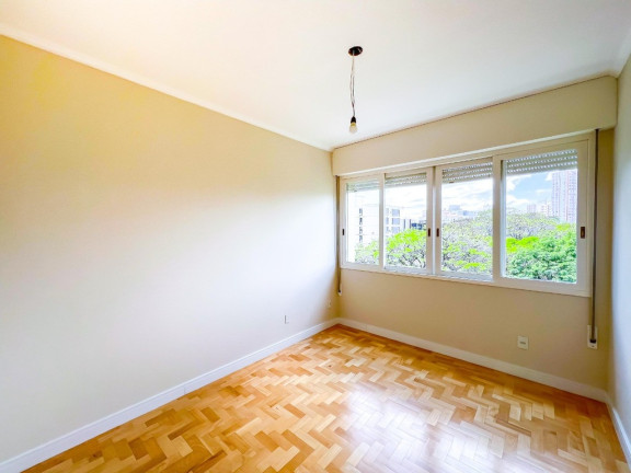 Imagem Apartamento com 4 Quartos à Venda, 226 m² em Moinhos De Vento - Porto Alegre