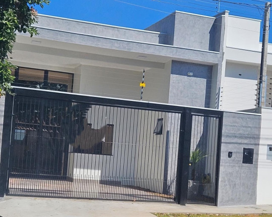 Imagem Casa com 3 Quartos à Venda, 110 m² em Jardim Oásis - Maringa