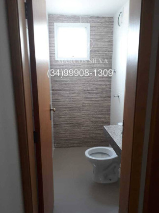 Imagem Apartamento com 2 Quartos à Venda,  em Santa Mônica - Uberlândia