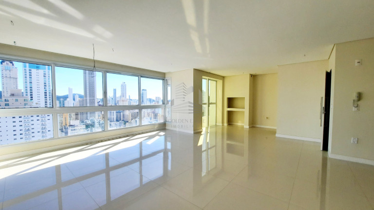 Apartamento com 4 Quartos à Venda, 140 m² em Centro - Balneário Camboriú