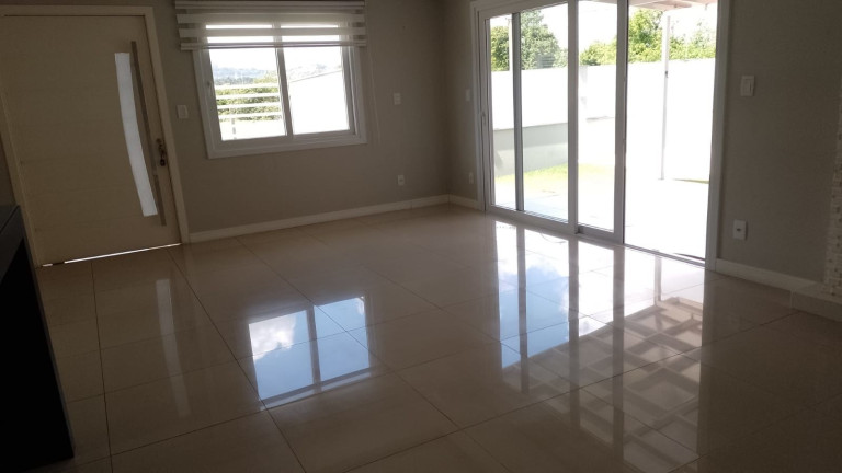 Imagem Casa com 3 Quartos à Venda, 150 m² em Parque Amador - Esteio Imagem Casa com 3 Quartos à Venda, 150 m² em Parque Amador - Esteio