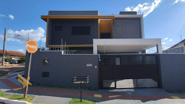 Sobrado com 3 Quartos à Venda, 147 m² em Vila Rosa Pires - Campo Grande