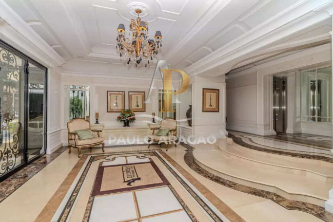 Imagem Apartamento com 3 Quartos à Venda, 252 m² em Centro - Balneário Camboriú Imagem Apartamento com 3 Quartos à Venda, 252 m² em Centro - Balneário Camboriú