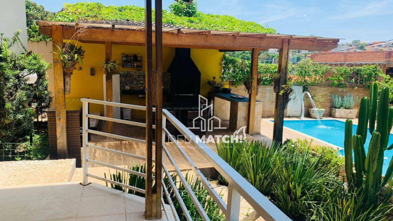 Imagem Casa com 3 Quartos à Venda, 174 m² em Retiro Das Fontes - Atibaia Imagem Casa com 3 Quartos à Venda, 174 m² em Retiro Das Fontes - Atibaia