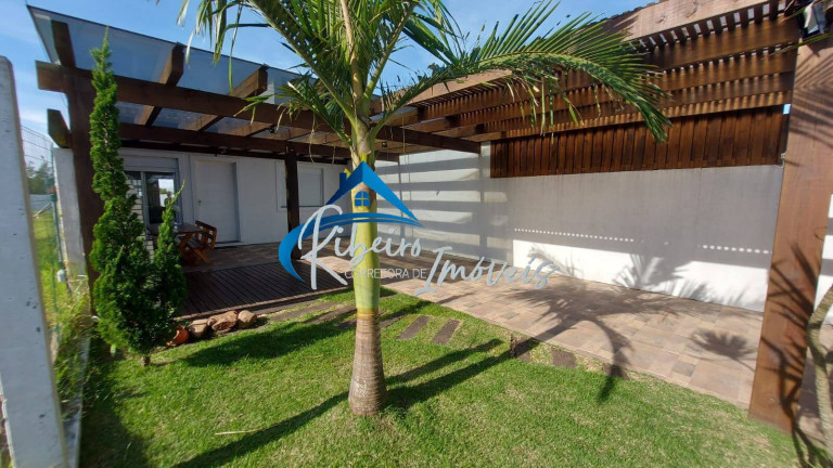 Foto do imóvel Casa com 2 Quartos à Venda, 72 m² em Zona Nova - Tramandaí