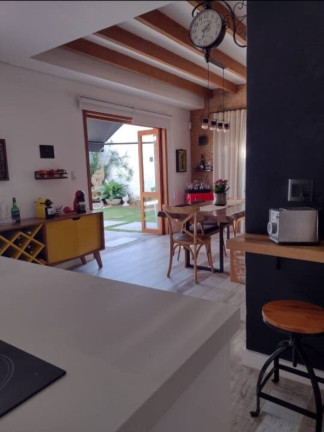 Imagem Casa com 3 Quartos à Venda, 210 m² em Indianópolis - São Paulo Imagem Casa com 3 Quartos à Venda, 210 m² em Indianópolis - São Paulo